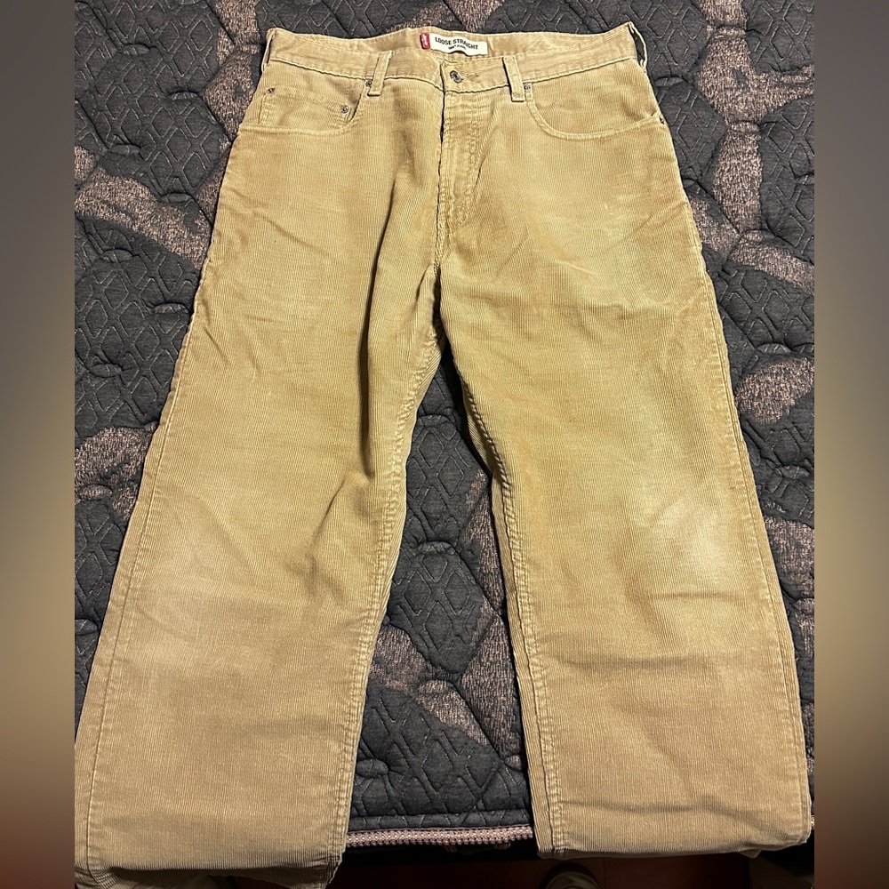 Levi’s 569 Corduroy Pants